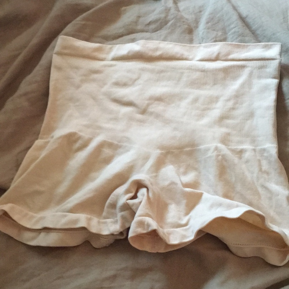 🖤SALE🖤 Body shaper!